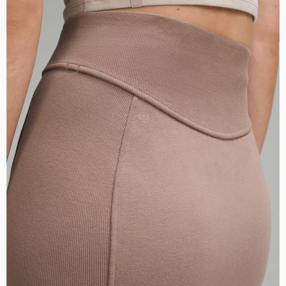 NWT 🤎 Lululemon Scuba HR Ribbed Mini Skirt Tan - Picture 5 of 7